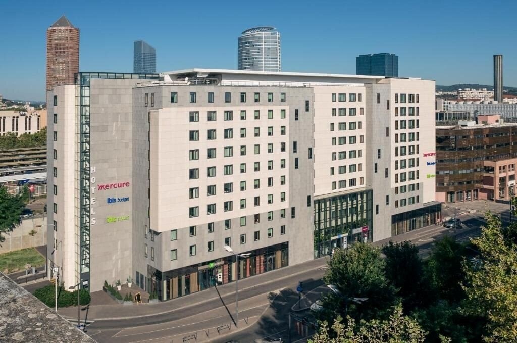 Отель Mercure Lyon Centre Gare Part Dieu 4*